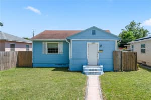 2850 38th Ave N, ST PETERSBURG