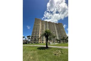 4900 BRITTANY DRIVE, ST PETERSBURG, FL 33715 Sold 08/29/25