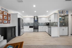 10600 VILLAGE DRIVE, SEMINOLE, FL 33772 - MLS#MFRTB8414676