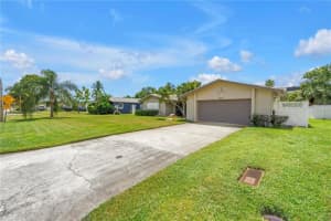 9800 2ND STREET, ST PETERSBURG, FL 33702 - MLS#MFRTB8414697