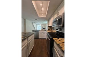 8532 J R MANOR DRIVE, TAMPA, FL 33634 - MLS#MFRTB8414818