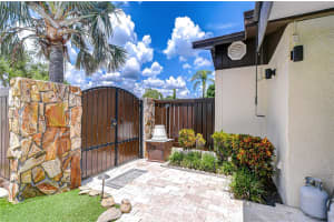 13522 AVISTA DRIVE, TAMPA, FL 33624 - MLS#MFRTB8414839