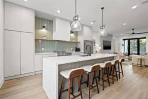 210 COLUMBUS DRIVE, TAMPA, FL 33602 - MLS#MFRTB8414901