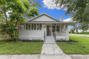 836 5th St N, ST PETERSBURG