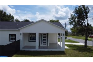 1229 NEW YORK AVENUE, LAKELAND, FL 33805 Sold 09/28/25
