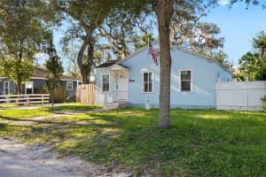 1203 CARACAS STREET, TAMPA, FL 33603 - MLS#MFRTB8414963