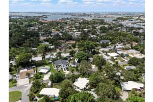6580 10TH AVENUE TERRACE, ST PETERSBURG, FL 33707 - MLS#MFRTB8414969