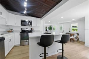 6580 10TH AVENUE TERRACE, ST PETERSBURG, FL 33707 - MLS#MFRTB8414969