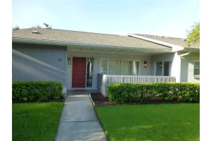 60 Iris Pl, OLDSMAR