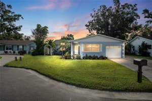 5050 45th St N, ST PETERSBURG