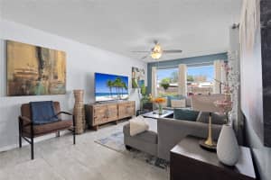 5050 45TH STREET, ST PETERSBURG, FL 33714 - MLS#MFRTB8415004