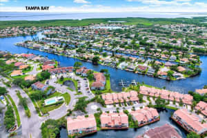 6330 Grand Bahama Cir #e, TAMPA