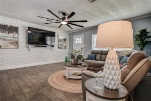 725 SUNSET COVE, MADEIRA BEACH, FL 33708 - MLS#MFRTB8415202