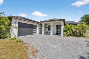 8256 Malvern Cir, TAMPA