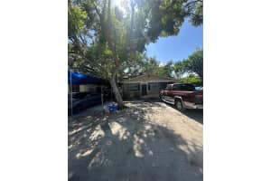 3806 52ND STREET, TAMPA, FL 33619 - MLS#MFRTB8415263