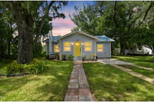 1010 E Cherry St, PLANT CITY