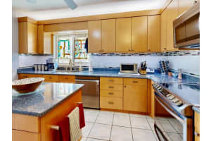 100 BLUFF VIEW DRIVE, BELLEAIR BLUFFS, FL 33770 - MLS#MFRTB8415283