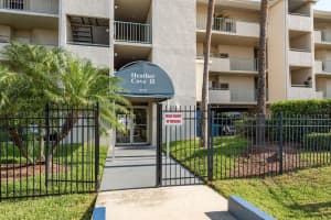 5557 SEA FOREST DRIVE, NEW PORT RICHEY, FL 34652 - MLS#MFRTB8415288