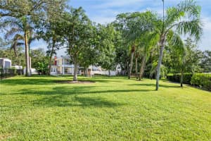 234 DRIFTWOOD ROAD, ST PETERSBURG, FL 33705 - MLS#MFRTB8415294