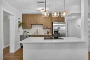 4703 CRESTHILL DRIVE, TAMPA, FL 33615 - MLS#MFRTB8415296