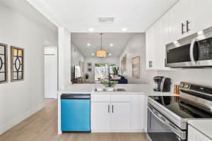 7131 PARKSIDE VILLAS DRIVE, ST PETERSBURG, FL 33709 - MLS#MFRTB8415301
