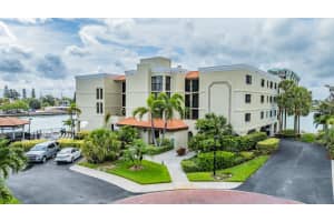 7403 BAYSHORE DRIVE, TREASURE ISLAND, FL 33706 - MLS#MFRTB8415339