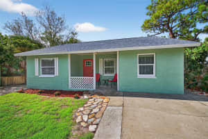 628 PENT STREET, TARPON SPRINGS, FL 34689 Sold 09/12/25