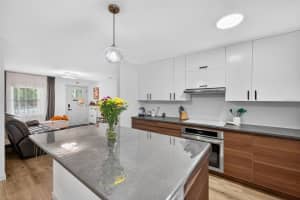 628 PENT STREET, TARPON SPRINGS, FL 34689 Sold 09/12/25