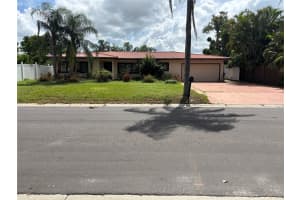 3945 EDEN ROC CIRCLE, TAMPA, FL 33634 - MLS#MFRTB8415475