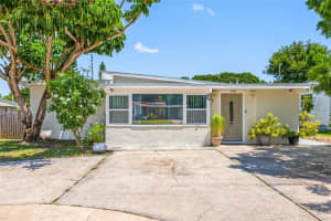 5395 47th Ave N, ST PETERSBURG