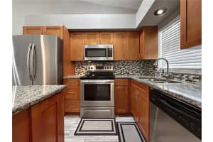 4009 CYPRESS WILLOW COURT, TAMPA, FL 33614 - MLS#MFRTB8415547