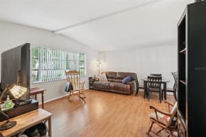 9801 FOREST HILLS DRIVE, TAMPA, FL 33612 - MLS#MFRTB8415549