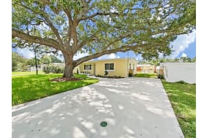 4610 BAY VILLA AVENUE, TAMPA, FL 33611 - MLS#MFRTB8415610