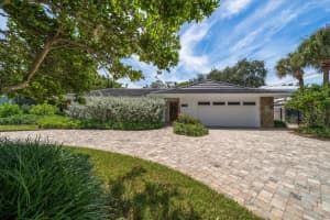 811 OSCEOLA ROAD, BELLEAIR, FL 33756 - MLS#MFRTB8415632
