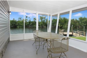 460 MOUNT OAK AVENUE, ST PETERSBURG, FL 33702 - MLS#MFRTB8415633