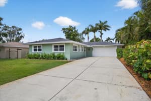 3832 10th St Ne, ST PETERSBURG