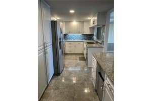 400 ISLAND WAY, CLEARWATER BEACH, FL 33767 - MLS#MFRTB8415720