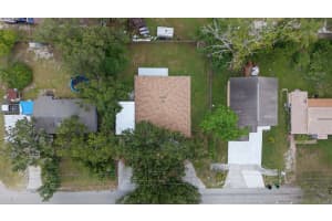 9607 N 16th St, TAMPA