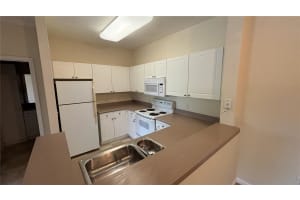 9304 CRESCENT LOOP CIRCLE, TAMPA, FL 33619 - MLS#MFRTB8415771