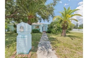 5506 8th Avenue Dr W, BRADENTON
