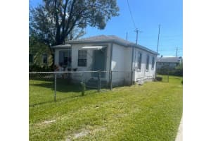2013 OCEANVIEW PLACE, TAMPA, FL 33605 - MLS#MFRTB8415851