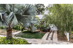 325 16TH AVENUE, ST PETERSBURG, FL 33704 - MLS#MFRTB8415871