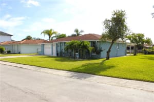 9816 ISLAND HARBOR DRIVE, PORT RICHEY, FL 34668 - MLS#MFRTB8415902