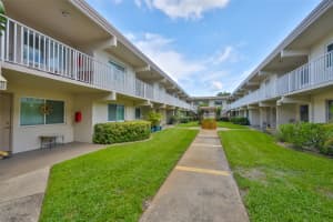 6700 1st Ave S #206, ST PETERSBURG