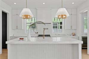 1239 36TH AVENUE, ST PETERSBURG, FL 33704 - MLS#MFRTB8415933
