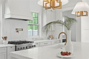 1239 36TH AVENUE, ST PETERSBURG, FL 33704 - MLS#MFRTB8415933