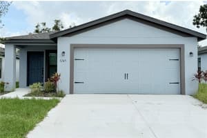 5745 Helmsman Ct, TAMPA