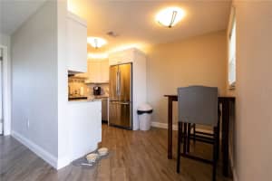 4050 4TH STREET, ST PETERSBURG, FL 33703 - MLS#MFRTB8416026