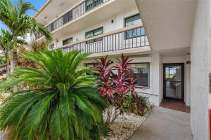 6265 SUN BOULEVARD, ST PETERSBURG, FL 33715 - MLS#MFRTB8416041