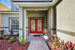 8840 CAMERON CREST DRIVE, TAMPA, FL 33626 - MLS#MFRTB8416046